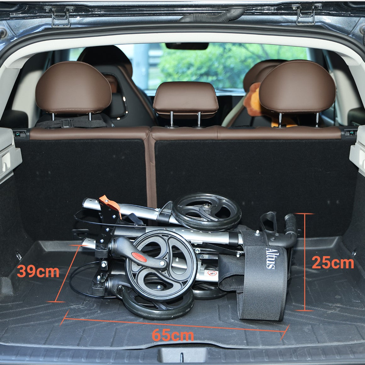 Altus 滚动助行器 移动辅助助行器 带座椅垫扶手靠背 Euro Walker 银色